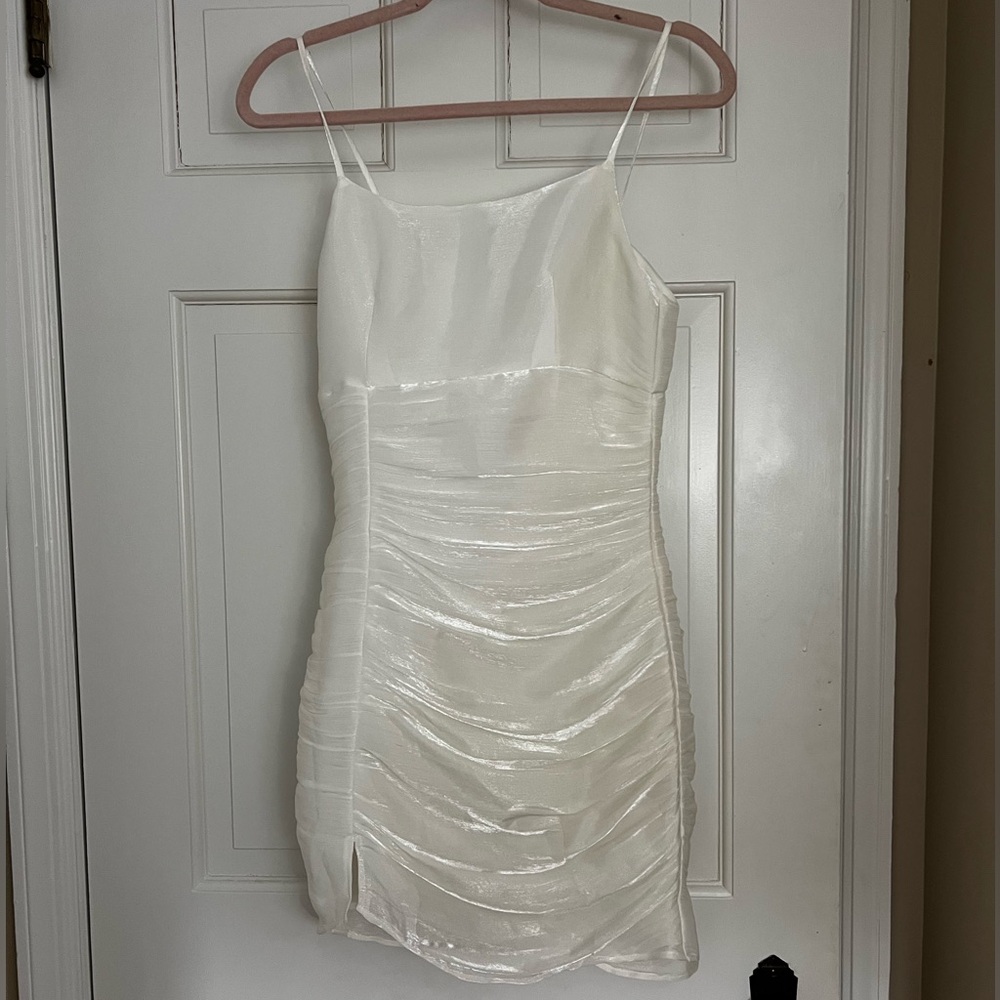 NWT Storia White Satin Ruched Mini Dress – Small | Wedding, Date Night, Formal
